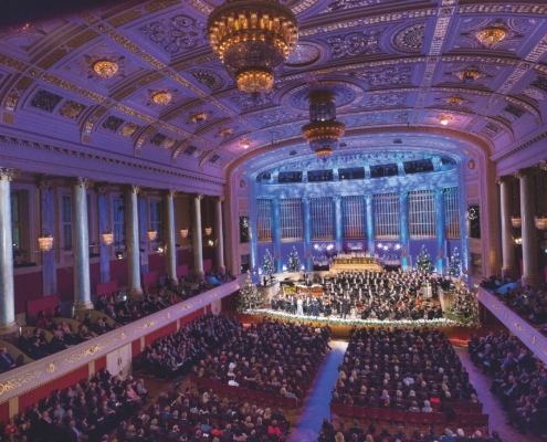 Das Traditionskonzert „Christmas in Vienna“ begeistert am 16. und 17. Dezember mit einem hochkarätigen Musikprogramm im einzigartigen Ambiente des Wiener Konzerthauses.