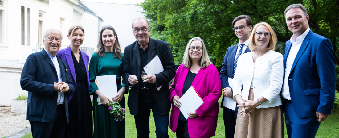 Dienstags wurde im Bruno Kreisky Forum in der Armbustergasse der vom Renner-Institut vergebene Bruno-Kreisky-Preis für ein politisches Buch an Robert Menasse für seinen Roman „Die Erweiterung“ vergeben.