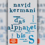 Navid Kermani ist ein deutscher Autor, dessen Eltern schon lange vor seiner Geburt aus dem Iran in die Bundesrepublik geflohen waren. Der studierte Orientalist arbeitete als Journalist u.a. beim SPIEGEL, für seinen Roman „Dein Name“ erhielt er den Kleist-Preis.