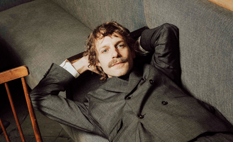 Voodoo Jürgens im Café Weidlinger. – ©Stefan Diesner