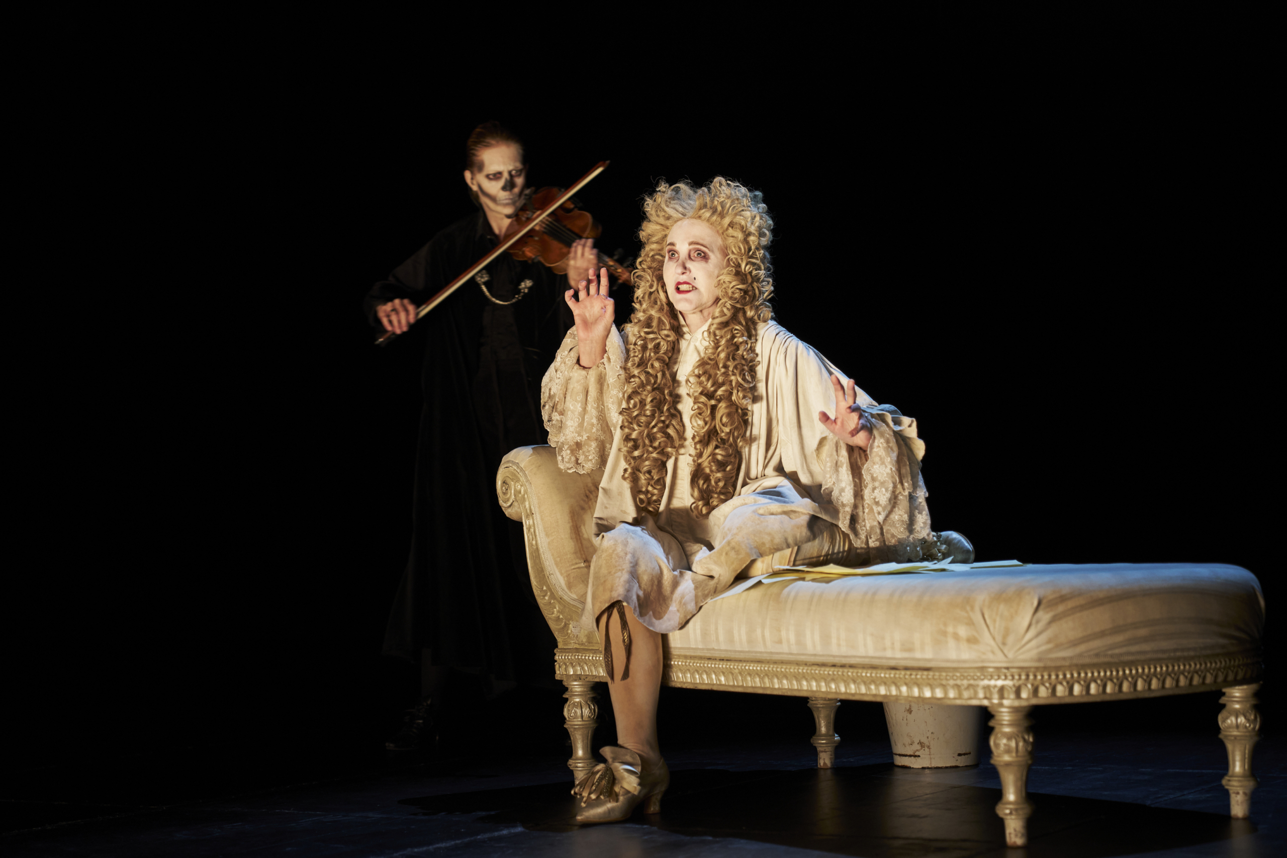 Molières „Der eingebildete Kranke“ im Akademietheater