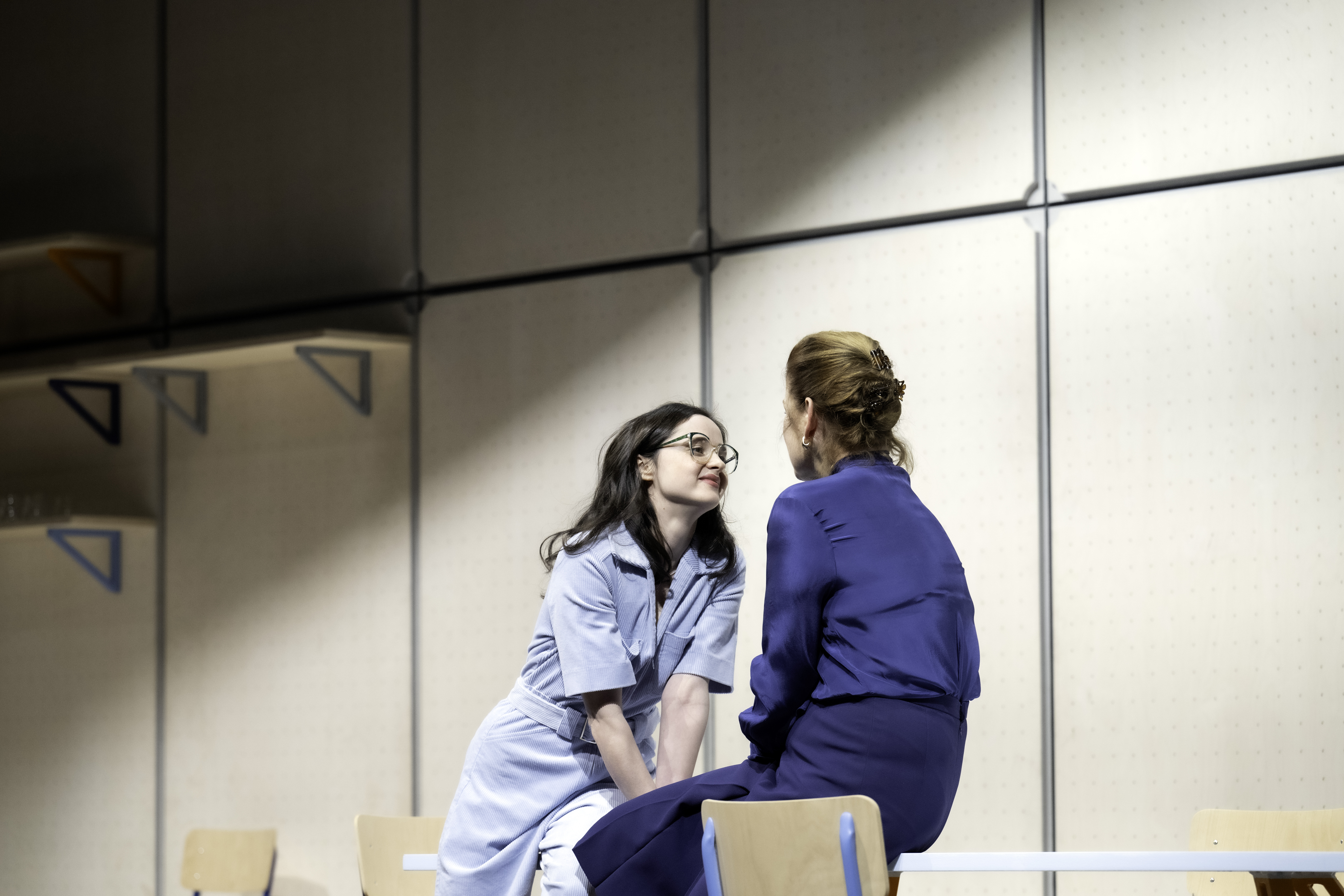 Ein Fest der Schauspielkunst: „Egal“ und „Ellen Babić“ von Marius von Mayenburg im Akademietheater.