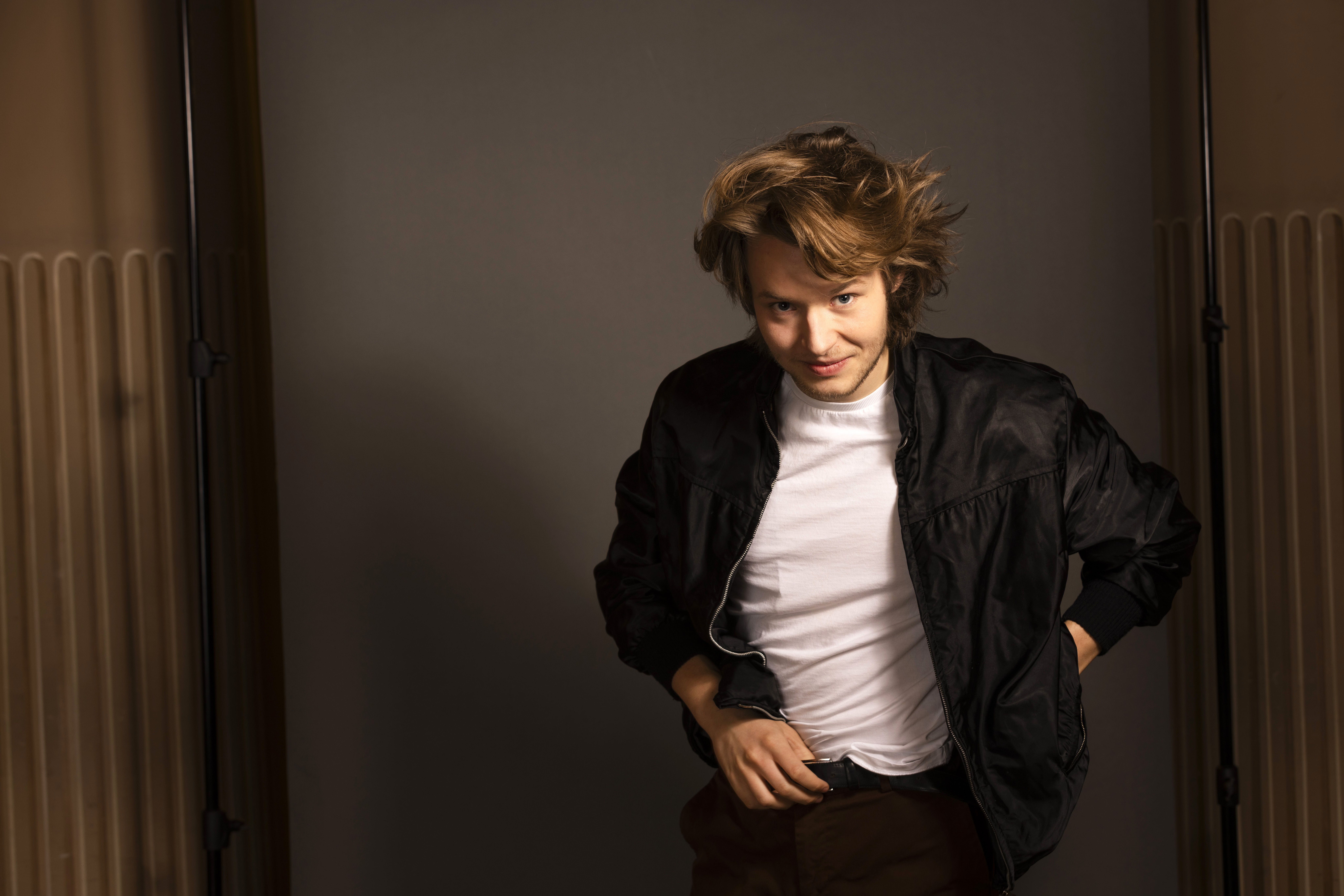 In der Josefstadt hat morgen ein 7-Stunden-Stück Premiere – Im Wienlive gibt es dazu ein Interview mit dem Jungschauspieler Nils Arztmann. | ©Moritz Schell