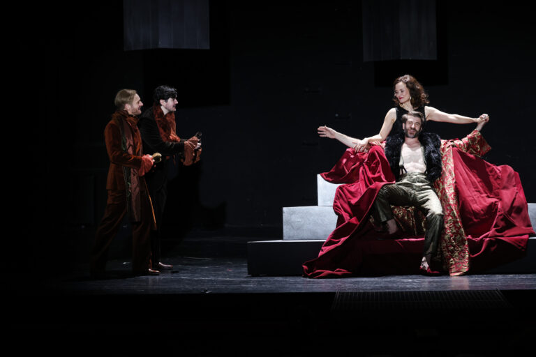 „Hamlet“ im Theater in der Josefstadt