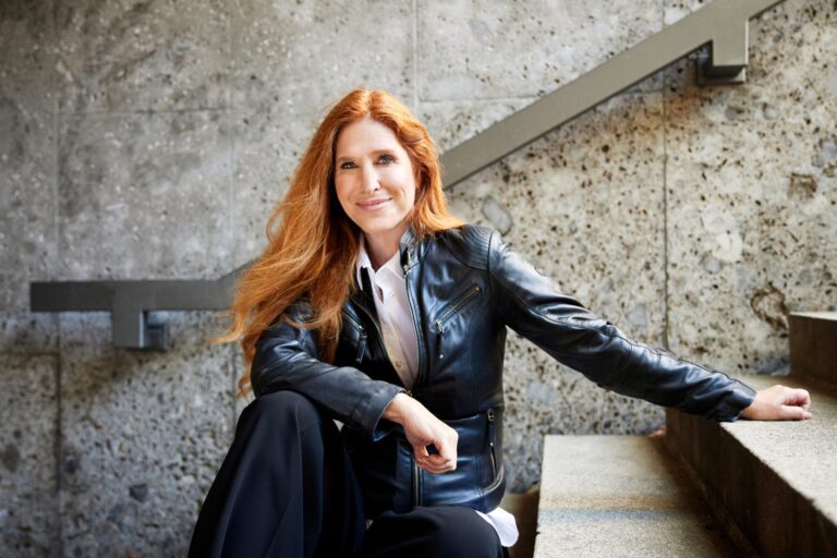 Digitaler Zweifel, emotionale Abgründe – Ursula Poznanskis neuer Roman