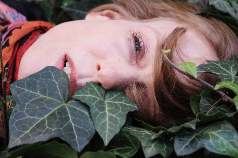 TREIBGUT – Tanz, Erinnerung und das Echo der Vergangenheit